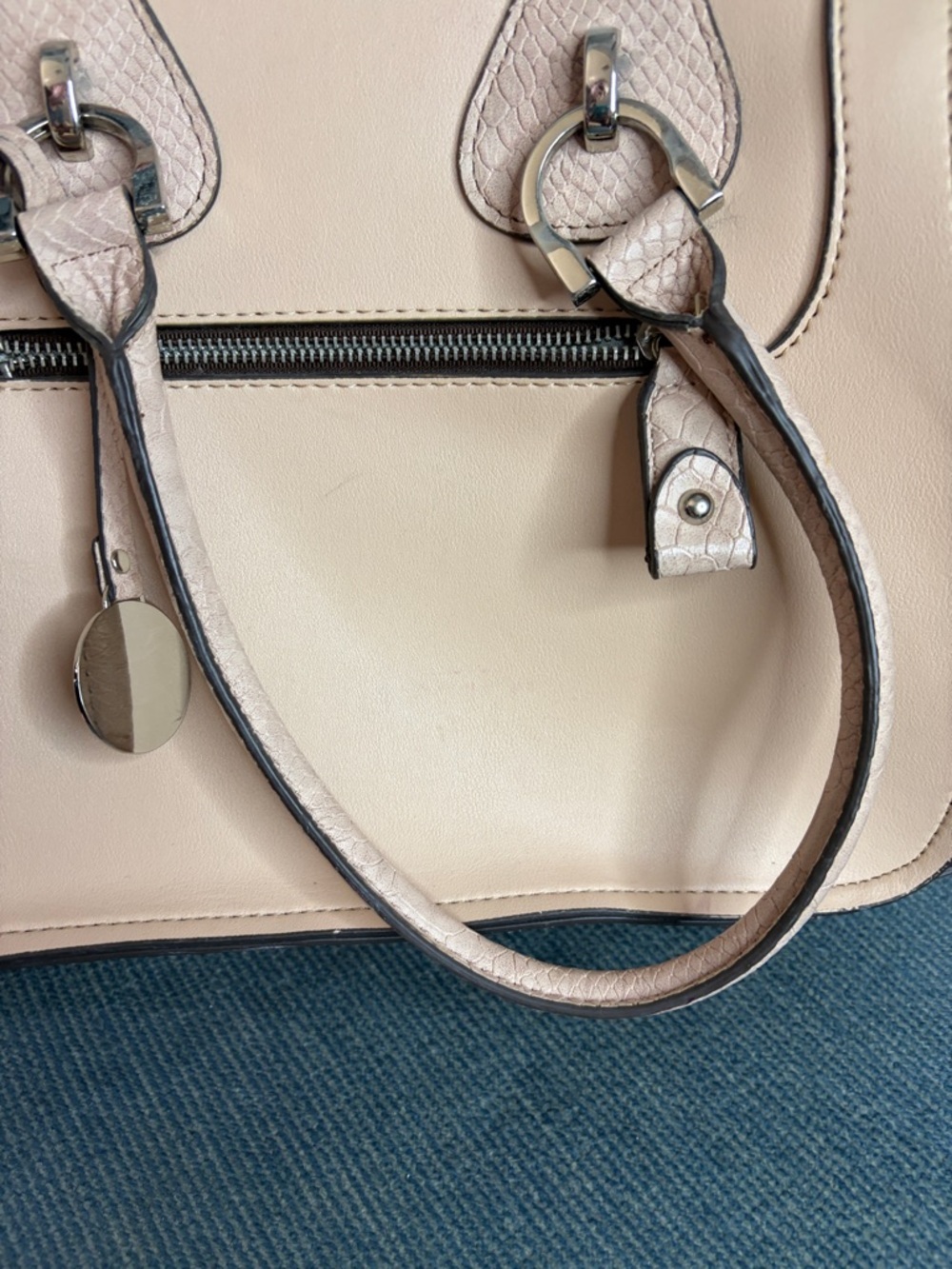 London Fog Cream Satchel with Top Handles and Crossbody Strap - Picture 8 of 12